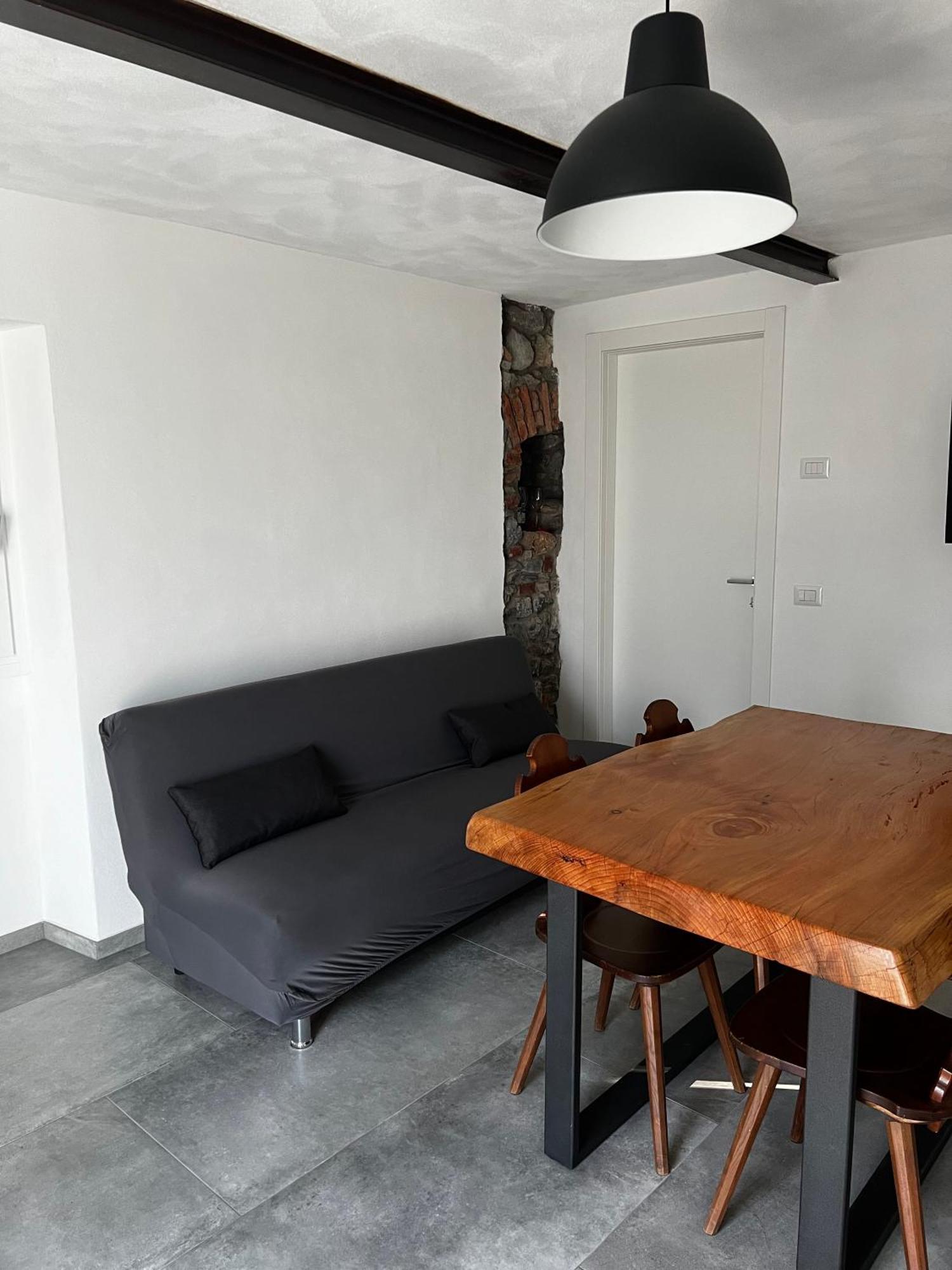 Cascina Uertigher Gorno ภายนอก รูปภาพ